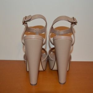 Steve madden high heel shoes